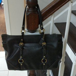 Coach Carly Handbag - Serial L0693-10629